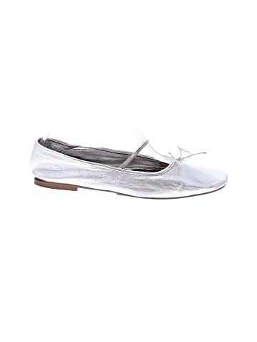 Zara Flats (view 1)