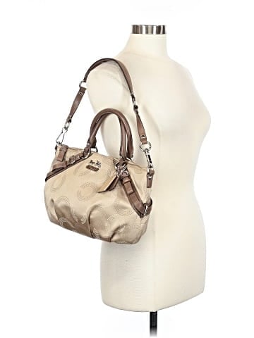 Coach Shoulder Bag (view 2)