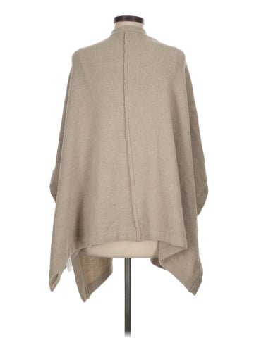 Sunday Citizen Poncho (view 2)