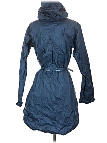 Mountain Hardwear Raincoat (view 2)
