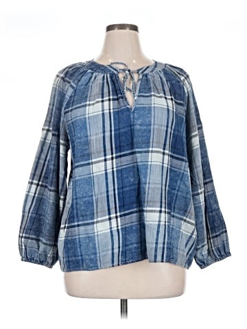 Dylan 3/4 Sleeve Blouse (view 1)