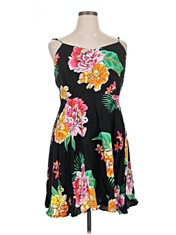 Old Navy Casual Dress (view 1)