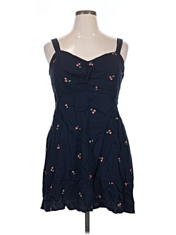 Old Navy Cocktail Dress (view 1)