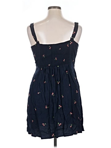 Old Navy Cocktail Dress (view 2)