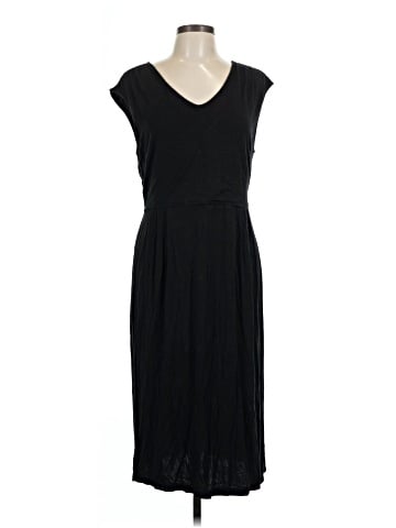Old Navy Cocktail Dress (view 1)