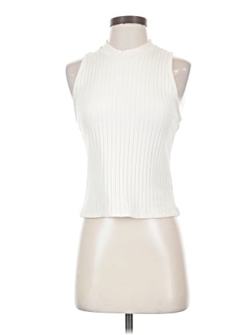 Vince. Sleeveless Top (view 1)
