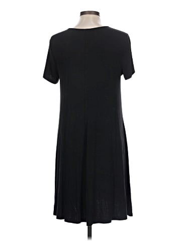 Old Navy Casual Dress (view 2)