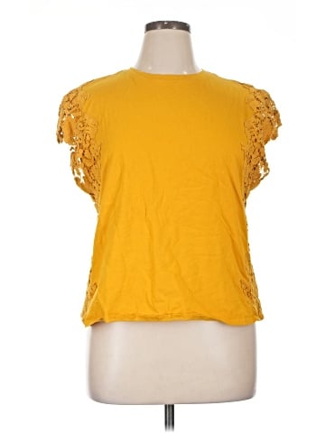 Express Short Sleeve Top (view 1)