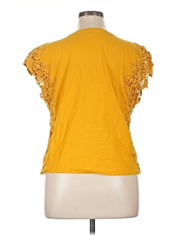 Express Short Sleeve Top (view 2)