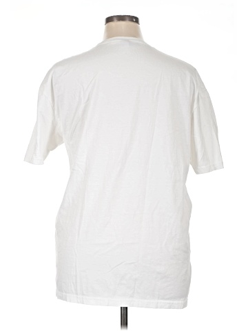 Gildan Short Sleeve T-Shirt (view 2)