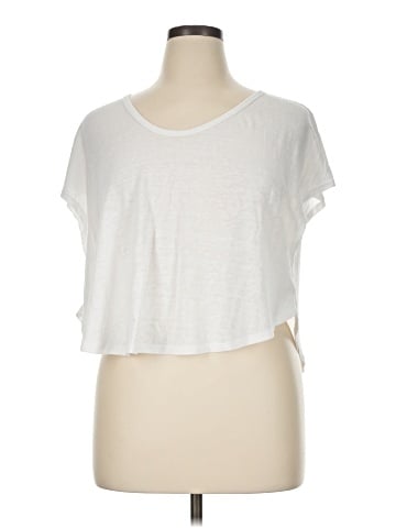 Old Navy Short Sleeve T-Shirt (view 1)