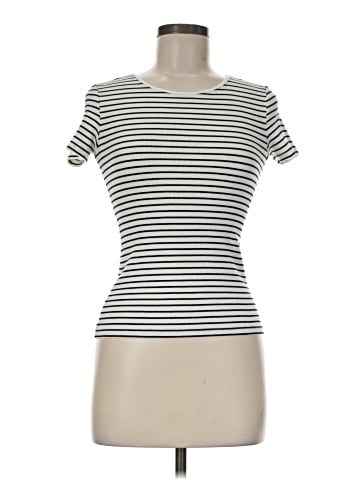 H&M Short Sleeve T-Shirt (view 1)