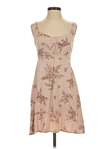 Old Navy Casual Dress (view 1)