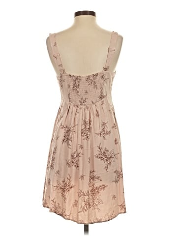 Old Navy Casual Dress (view 2)