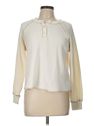 Old Navy Pullover Sweater (view 1)