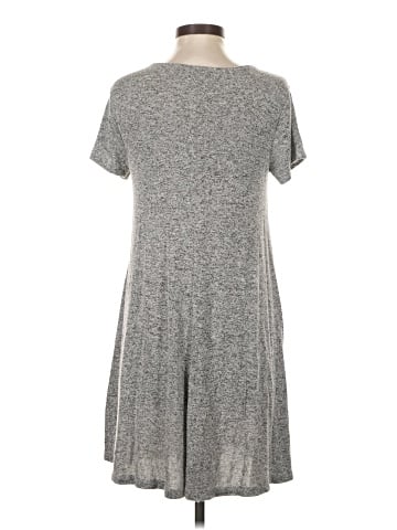 Old Navy Casual Dress (view 2)