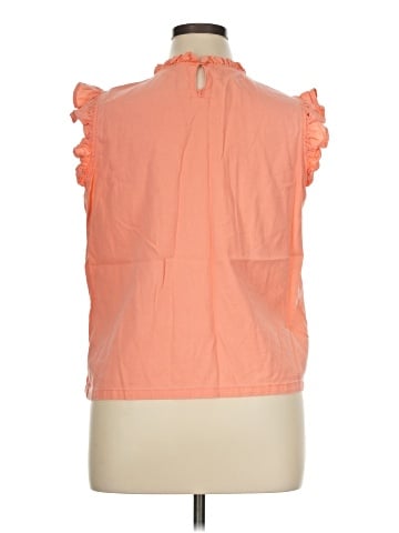 Universal Thread Sleeveless T-Shirt (view 2)