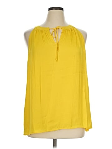 CAbi Sleeveless T-Shirt (view 1)