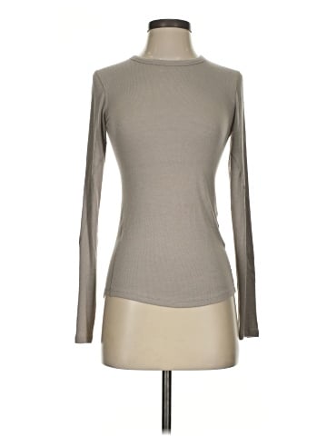 Lululemon Athletica Long Sleeve Turtleneck (view 1)