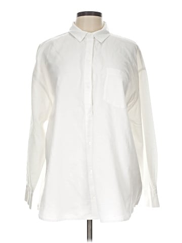 Old Navy Long Sleeve Button-Down Shirt (view 1)
