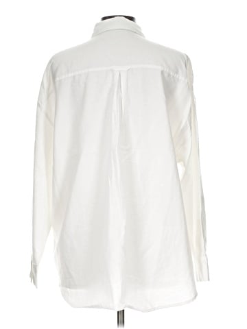 Old Navy Long Sleeve Button-Down Shirt (view 2)