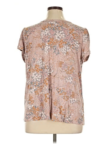 Market and Spruce Short Sleeve Blouse (view 2)