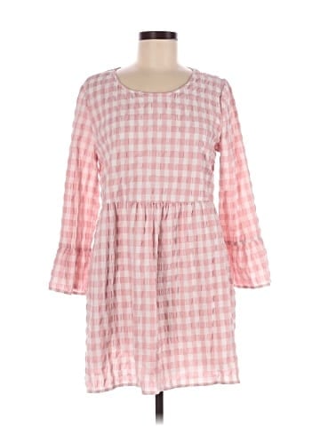 Urban Outfitters Casual Dress (view 1)