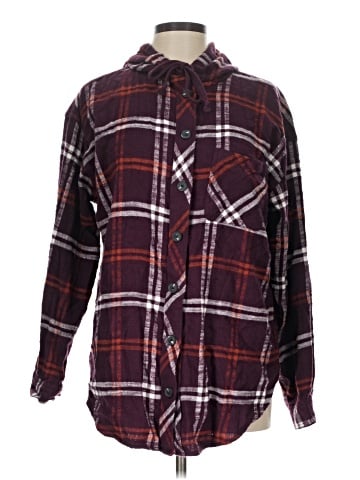 Maurices Long Sleeve Button-Down Shirt (view 1)