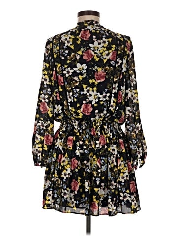 Banana Republic Casual Dress (view 2)