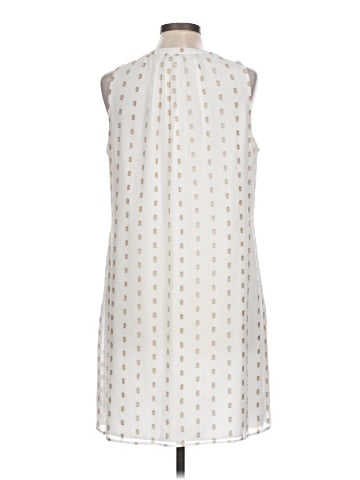 Crown & Ivy Casual Dress (view 2)