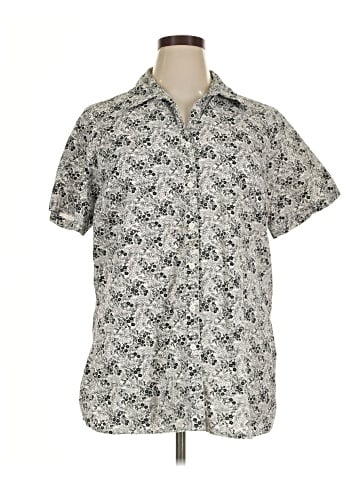Gloria Vanderbilt Short Sleeve Button-Down Shirt (view 1)