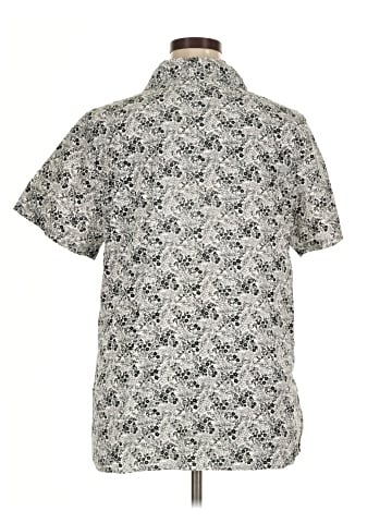 Gloria Vanderbilt Short Sleeve Button-Down Shirt (view 2)