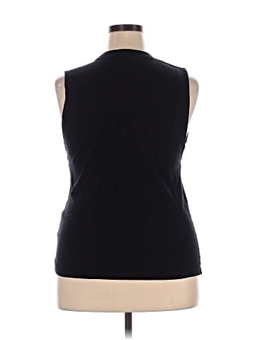 Forever 21 Sleeveless T-Shirt (view 2)
