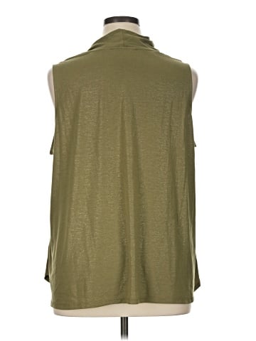 Lisa Rinna Sleeveless T-Shirt (view 2)