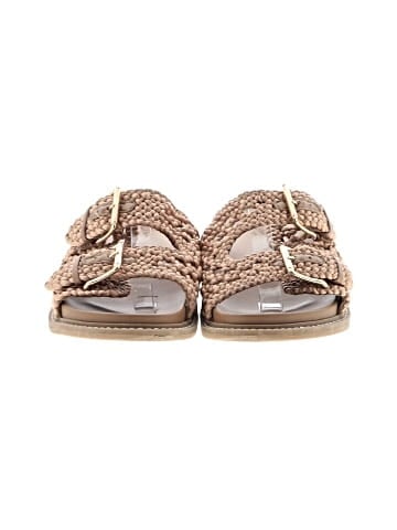 Universal Thread Sandals (view 2)