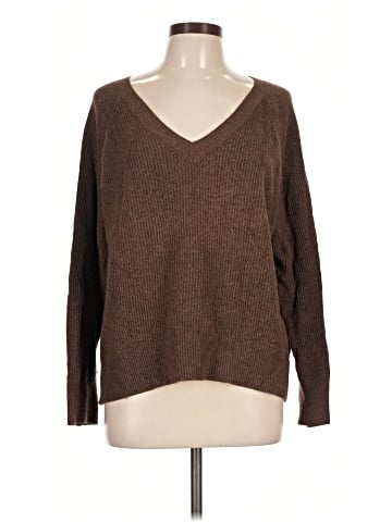 Old Navy Pullover Sweater (view 1)