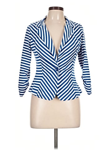 Top 10 3/4 Sleeve Blouse (view 1)