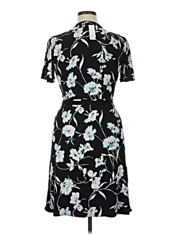 White House Black Market Casual Dress (view 2)