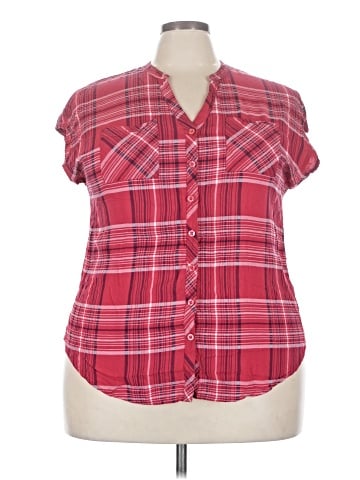Torrid Sleeveless Button-Down Shirt (view 1)