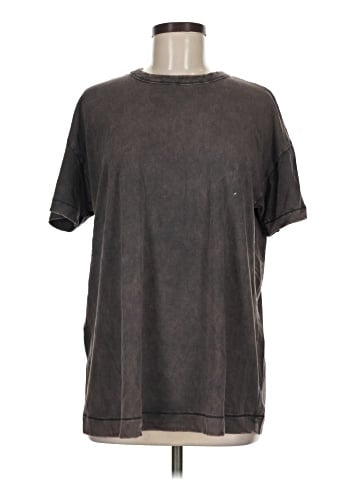 Old Navy Short Sleeve T-Shirt (view 1)