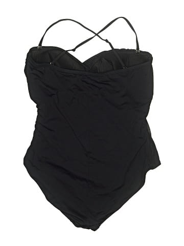 La Blanca One Piece Swimsuit (view 2)