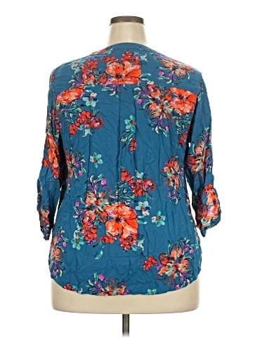 Torrid 3/4 Sleeve Blouse (view 2)