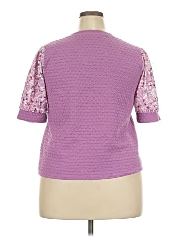 Versona Short Sleeve T-Shirt (view 2)