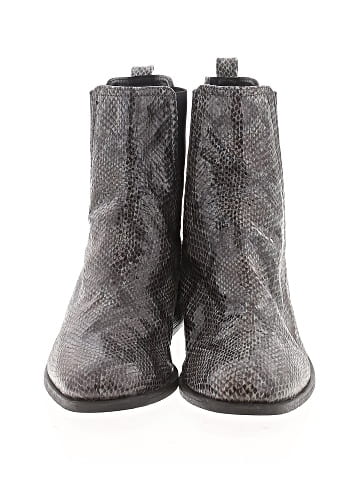 Kenneth Cole REACTION Ankle Boots (view 2)