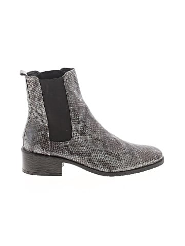 Kenneth Cole REACTION Ankle Boots (view 1)