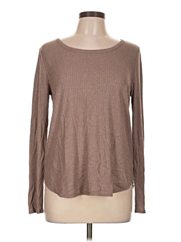 Old Navy Long Sleeve T-Shirt (view 1)
