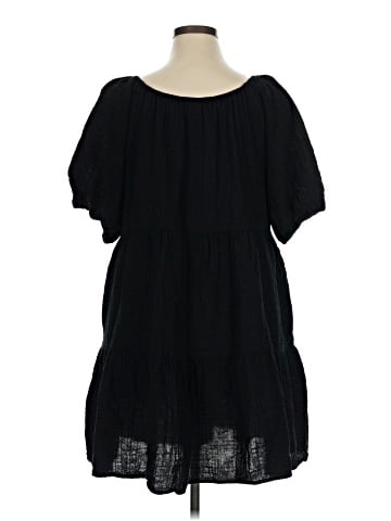 Old Navy Casual Dress (view 2)