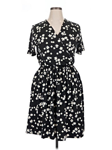 Lularoe Casual Dress (view 1)