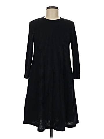 Uniqlo Casual Dress (view 1)