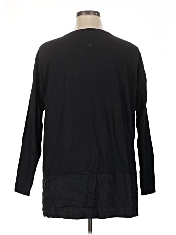Lululemon Athletica Long Sleeve Top (view 2)